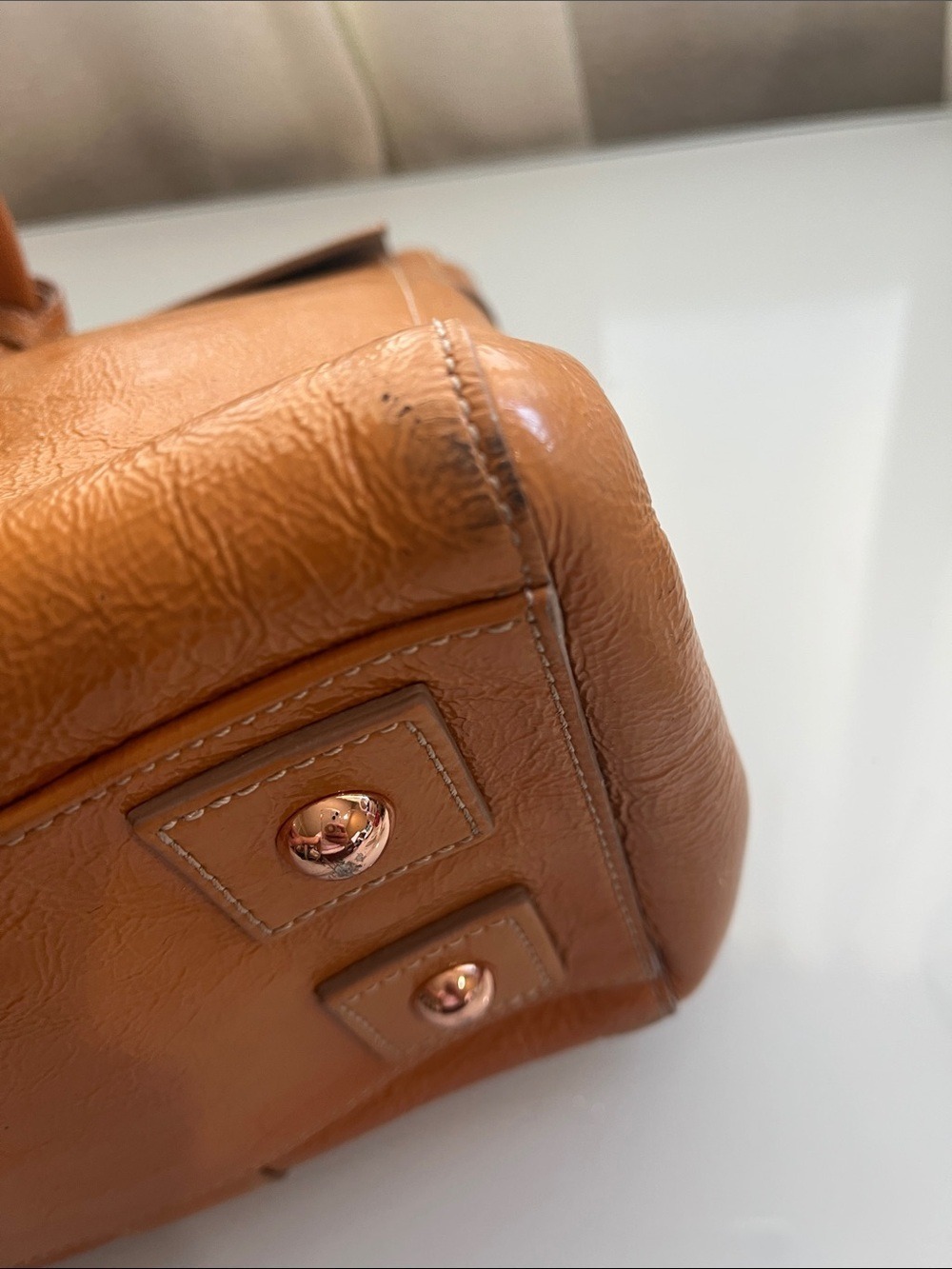 MULBERRY GLOSSY WRINKLED PATENT WARM CARAMEL/TAN LEATHER BAYSWATER - Picture 10 of 16